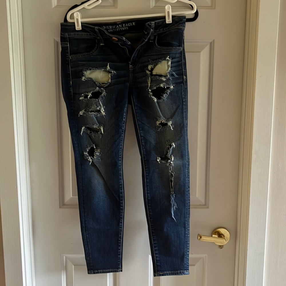 American eagle ripped jeans
